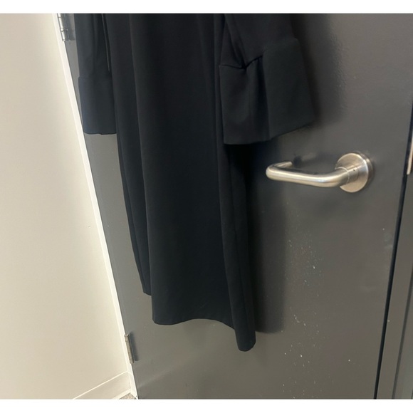 Boden Sz. 10r “Lavina Point” black dress with slight puff sleeves in EXC cond - Picture 7 of 16